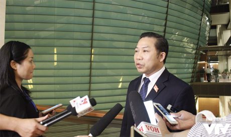 ĐBQH Lưu Bình Nhưỡng (Đoàn Bến Tre) cho biết phần trả lời của Thủ tướng đi vào đúng trọng tâm.

